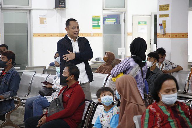 Cek Layanan Kesehatan di Puskesmas, Walkot Eri Cahyadi: Sistem Antrean Harus Dibenahi