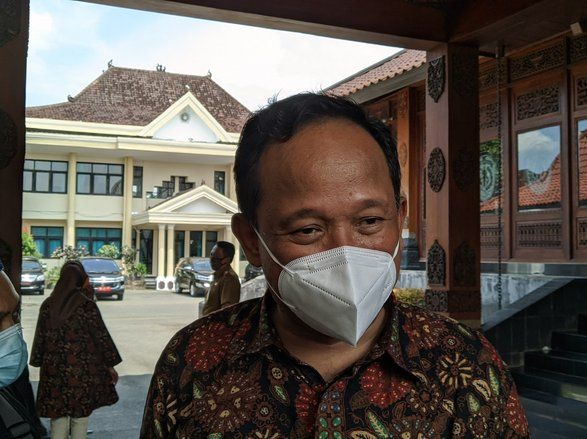 Pensiun dari Bupati, Ipong Tetap akan Terjun Berpolitik
