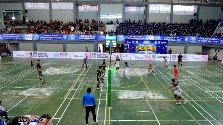 SMAN 2 Hattrick Juara Turnamen Voli Putra Piala Wali Kota Probolinggo