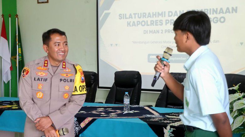 Cegah Pelajar Ikut Demo, Kapolres Probolinggo Datangi Sekolah