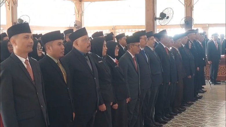 130 Pejabat Eselon III dan IV Pemkab Probolinggo Digeser, Eselon II Menyusul