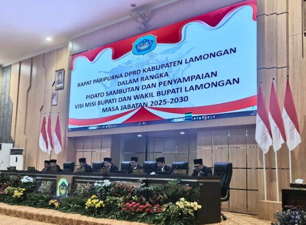Diterpa Kritik, Pak Yes Sampaikan Visi Misi dalam Rapat Paripurna DPRD Lamongan&nbsp;