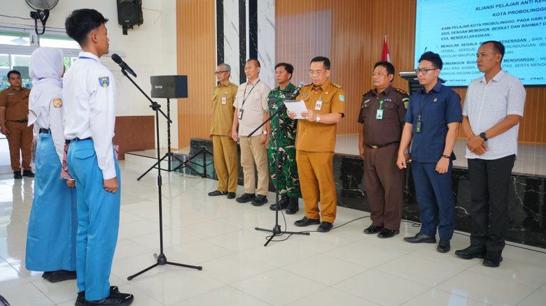 Cetak Generasi Emas, Wali Kota Probolinggo Kukuhkan Aliansi Pelajar Antikekerasan 2025