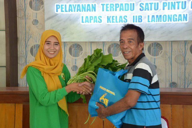 Dukung Ketahanan Pangan, Lapas Lamongan Panen Aneka Jenis Sayuran