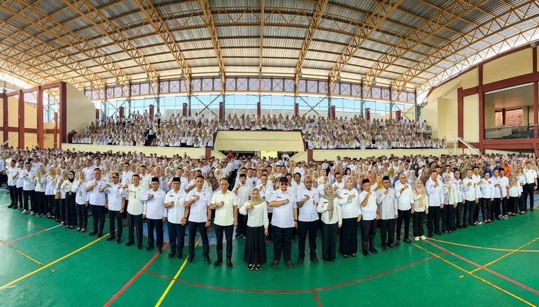 Apel Perdana Usai Idulfitri, Ning Ita Ajak ASN Memperbarui Semangat Pengabdian
