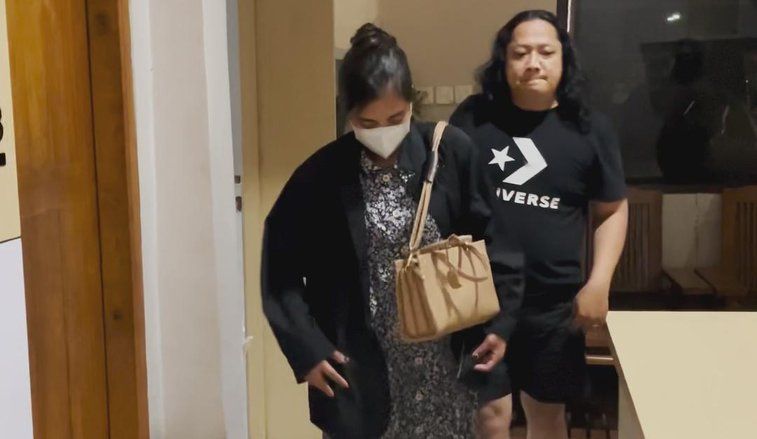 Maki Guru dan Pukul Siswa SD, Pengemudi Mobil Ditangkap di Pasuruan