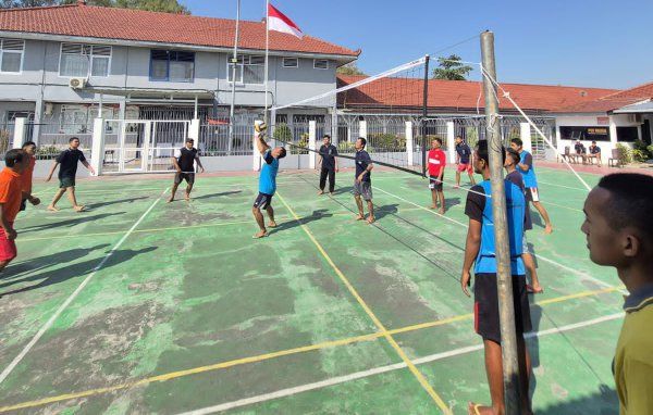 Meriahkan HUT ke-80 RI, Warga Binaan Lapas Lamongan Ikuti Lomba Olahraga