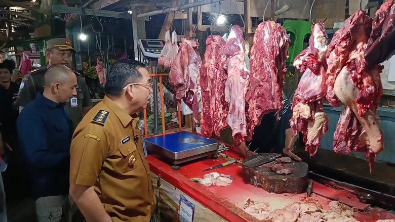 Pemkot Probolinggo Sidak Pasar dan SPBU: Harga Cabai Tinggi, Stok BBM Aman