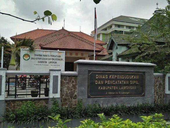 Pelayanan Adminduk Dispendukcapil Lamongan Banyak Dikeluhkan Warga