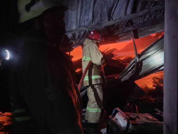 Gudang Konveksi di Lamongan Terbakar, Kerugian Capai Miliaran Rupiah