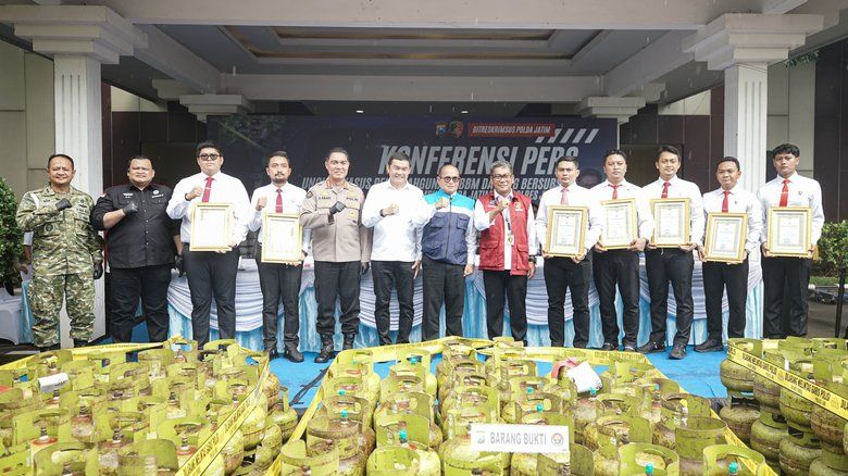 Penimbunan Pertalite di Probolinggo Terbongkar, Begini Motifnya