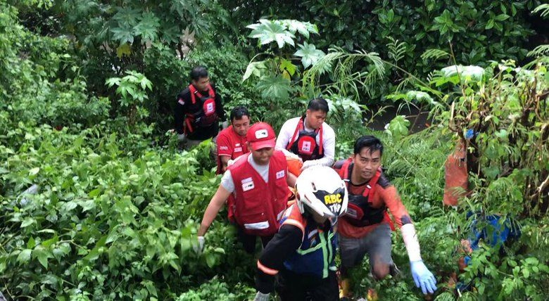 Mayat Tanpa Identitas Ditemukan di Anak Sungai Sadar Mojokerto