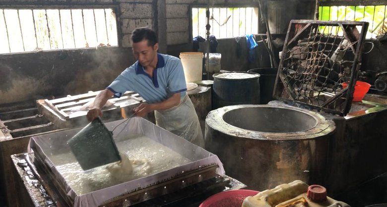 Harga Kedelai Naik, Produsen Perkecil Ukuran Tahu