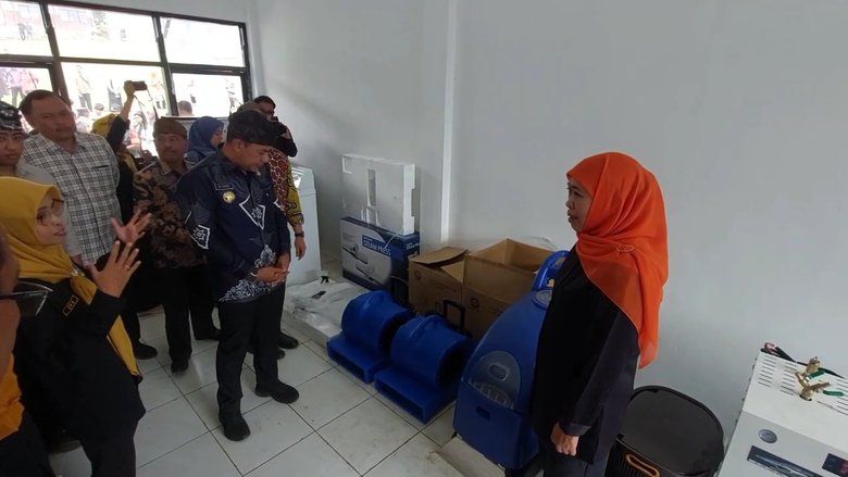 Khofifah Resmikan SMKN Sukapura, Dukung Pariwisata Bromo dan Pendidikan Suku Tengger