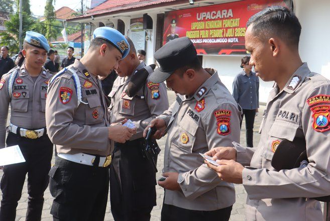 Tegakkan Disiplin, Bidpropam Polda Jatim Sidak Polres Probolinggo Kota