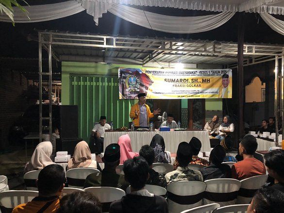 Serap Aspirasi Warga Pungging, Sumardi Janji Perjuangkan Alat Pertanian dan Perbaikan Jembatan