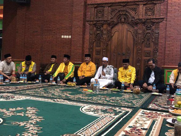 Usai Musda, Ketua Golkar Jatim Ali Mufthi Silaturahmi ke Ponpes Nurul Islam 2 Pungging