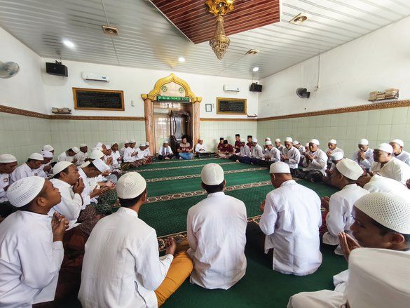 Sabtu Berkah, Napi Lapas Mojokerto Gelar Salat Gaib untuk Almarhum Affan