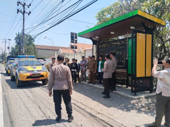 Karang Taruna hingga Banser di Mojokerto Ikut Patroli Keamanan bersama Polisi 