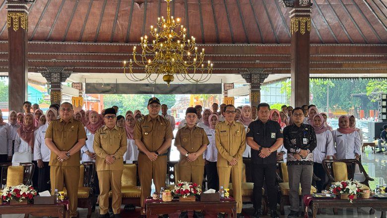 69 PPPK Dilantik Pemkab Mojokerto, Gus Bupati: Integritas Modal Utama