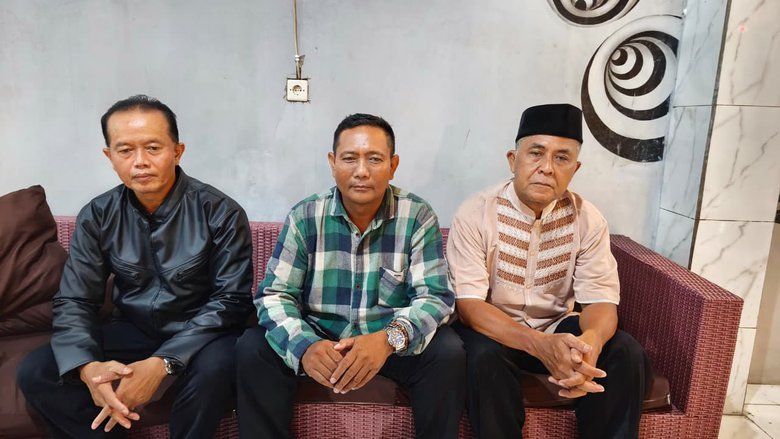 Video Joget Bareng Biduan Viral, Kades Tempuran Mojokerto Mengaku Khilaf