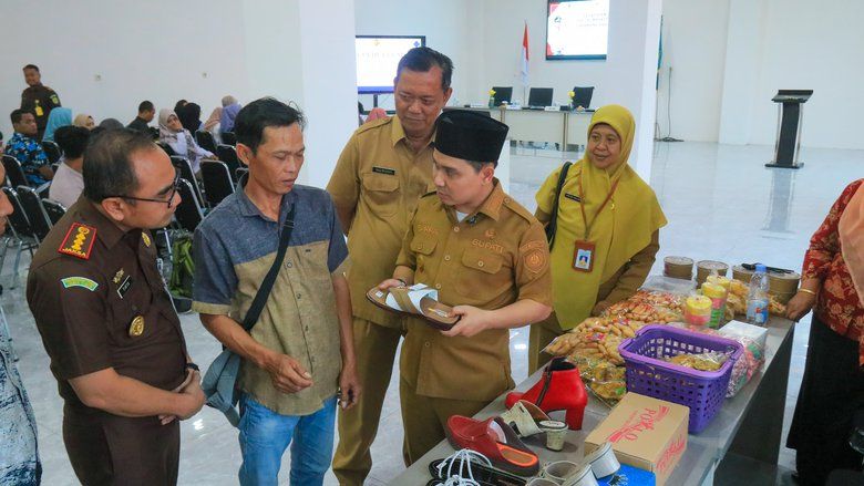 Genjot Ekonomi Warga, Pemkab Mojokerto Gelar Pelatihan Digital IKM dan Pasar Murah