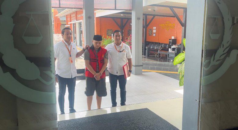 Tersangka dan Barang Bukti Kasus Mutilasi Dilimpahkan ke Kejari Mojokerto