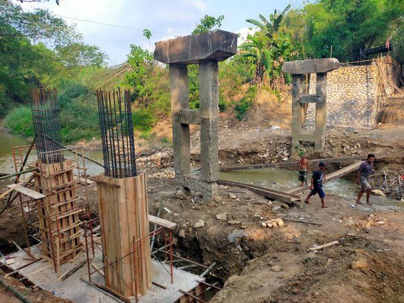 BPBD Sampang Klaim Proyek Jembatan Daleman-Pasarenan Capai 30 Persen