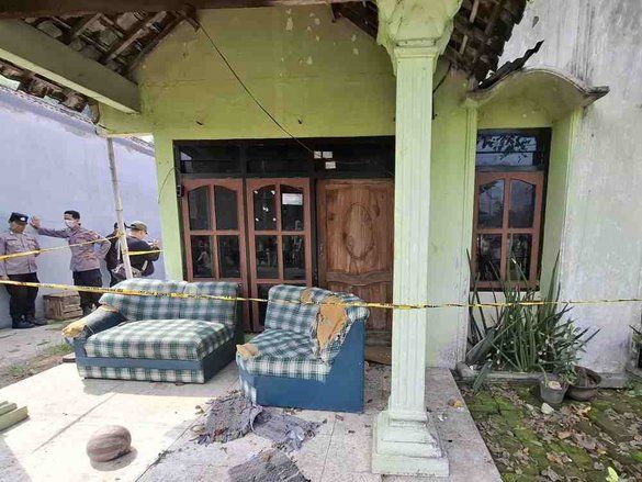 Mayat yang Ditemukan Membusuk di Jombang Diduga Korban Pembunuhan