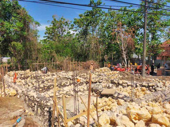 Rekanan Proyek Pustu Sogiyan Sampang Sembunyikan Batas Waktu Pekerjaan
