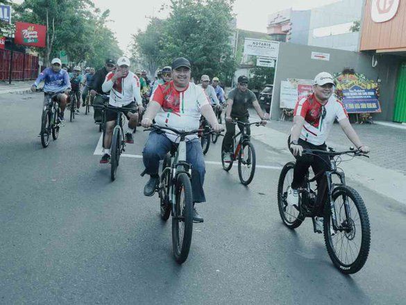 Semarakkan HUT ke-79 Bhayangkara, Polres Jombang Gelar Fun Bike
