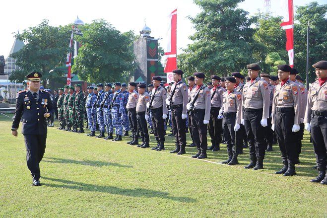 Hari Bhayangkara ke-79, Polres Jombang Gelar Bakti Sosial dan Layanan Publik Gratis
