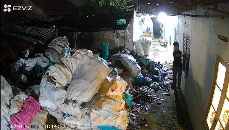 Mantan Calon Kades Tepergok Mencuri Rumah Juragan Rongsokan di Jombang