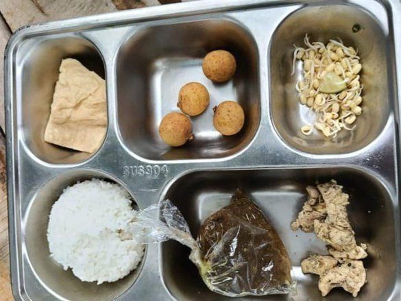 Wali Murid Keluhkan Menu MBG di Sokobanah Sampang, Kepala SPPG Bungkam