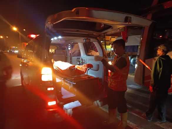 Terlibat Lakalantas, Seorang Ibu Meregang Nyawa di Depan Anaknya