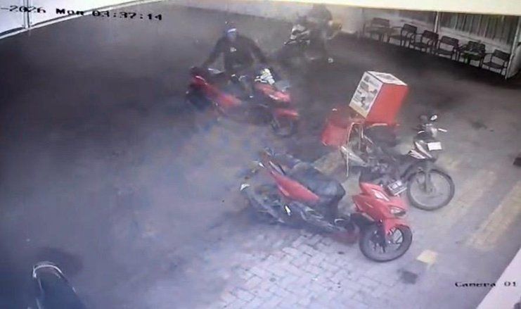 Honda PCX Raib Saat Diparkir di Swalayan Mojokerto