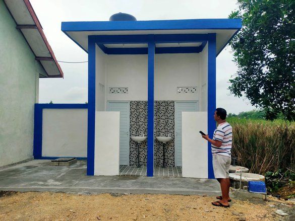 Telan Anggaran Rp149 Juta, Bangunan Toilet Sekolah di Sampang Mirip Ponten