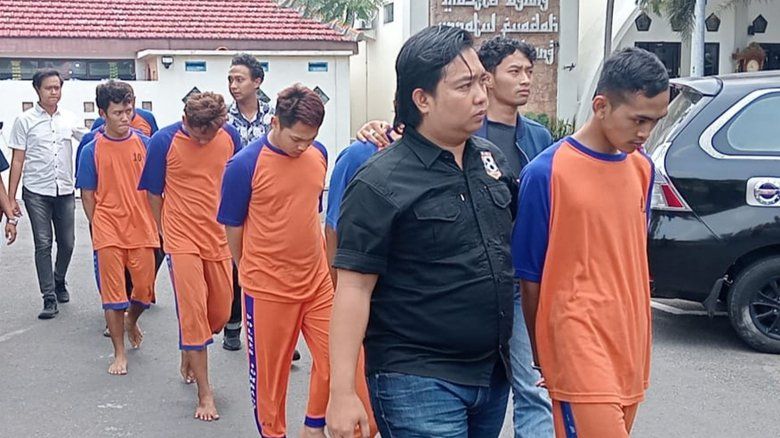 Polres Jombang Tangkap Enam Pelaku Curanmor dan Penadah, Terdeteksi lewat Medsos
