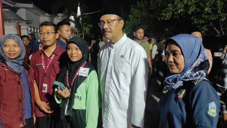 Gus Ipul Targetkan Digitalisasi Bansos segera Diterapkan agar Tepat Sasaran