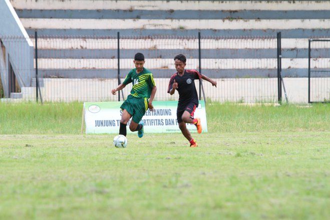 12 Tim Bertarung di Liga Sepak Bola Pelajar Wali Kota Cup Probolinggo