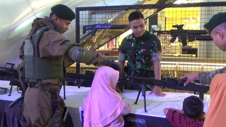Rayakan HUT TNI ke-78, Brigrif Raider 92 Kostrad Pamer  Alutsista 