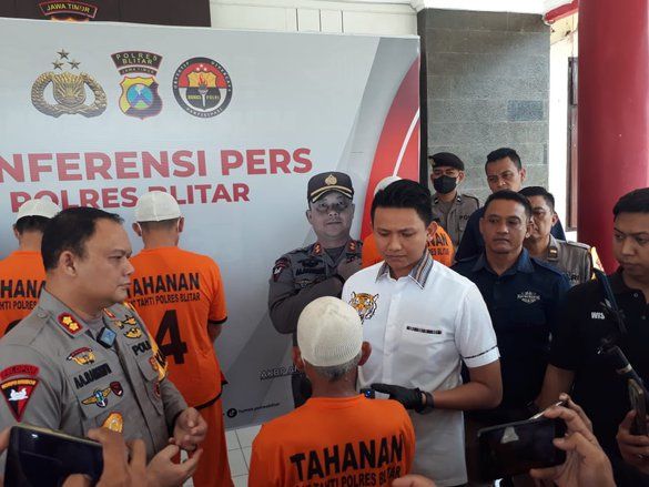 Cemburu Buta, Kakek di Blitar Pukul Istri Hingga Meninggal