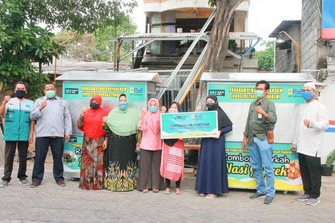 Pulihkan Ekonomi Dampak Pandemi Covid-19, NH Zakatkita Gresik - Lamongan Beri Bantuan