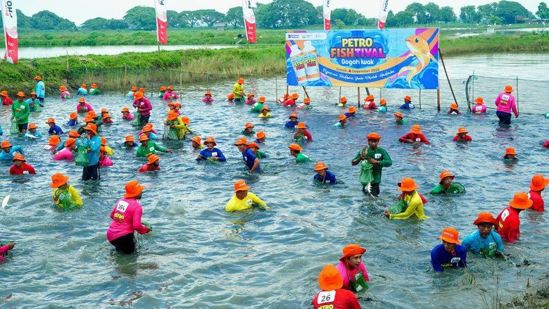 Petro Fishtival Gogoh Iwak, Cara Baru Petrokimia Gresik Genjot Mutu Budidaya Perikanan