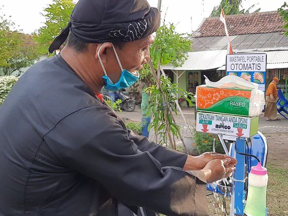 Warga Probolinggo Ciptakan “Muvico", Wastafel Otomatis dengan Sensor