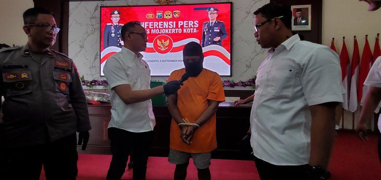 Tipu Calon Kades Ratusan Juta, Dukun Pengganda Uang Ditangkap Polisi