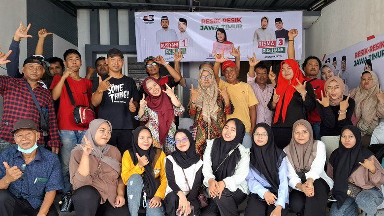 Kader PDIP Gresik Gencar Sosialisasi Program Risma-Gus Hans dan Gus Yani-Alif
