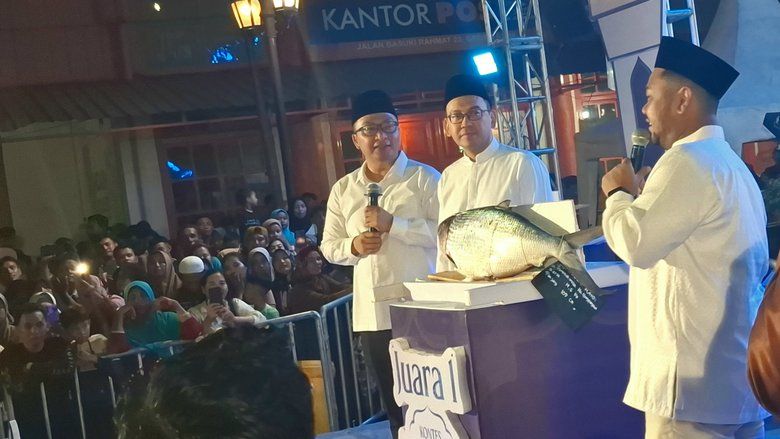 Petrokimia Gresik Menangkan Lelang Bandeng Seharga Rp50 Juta