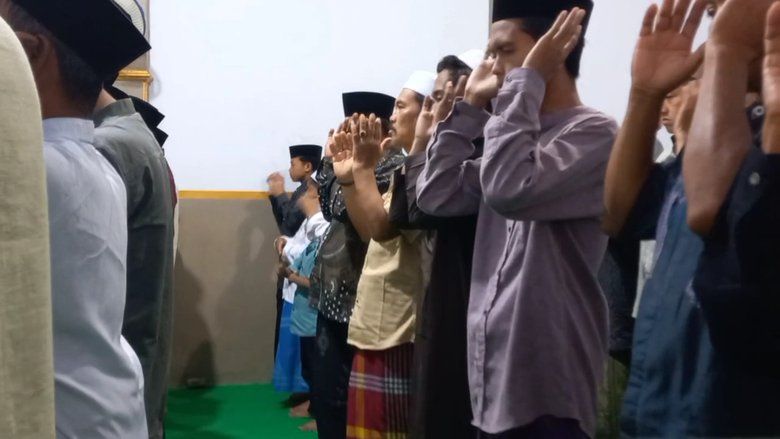 Perayaan Idulfitri Bagi Jemaah Aboge Probolinggo Berbeda Sehari