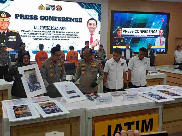Tiga Penipu Video Motor Murah Gubernur Jatim Ditangkap